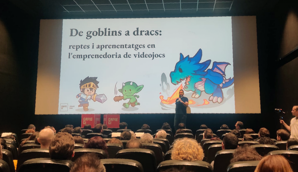 charla titulada "De goblins a dragones: Retos y aprendizajes en el emprendimiento de videojuegos", presentada por Aleix Risco